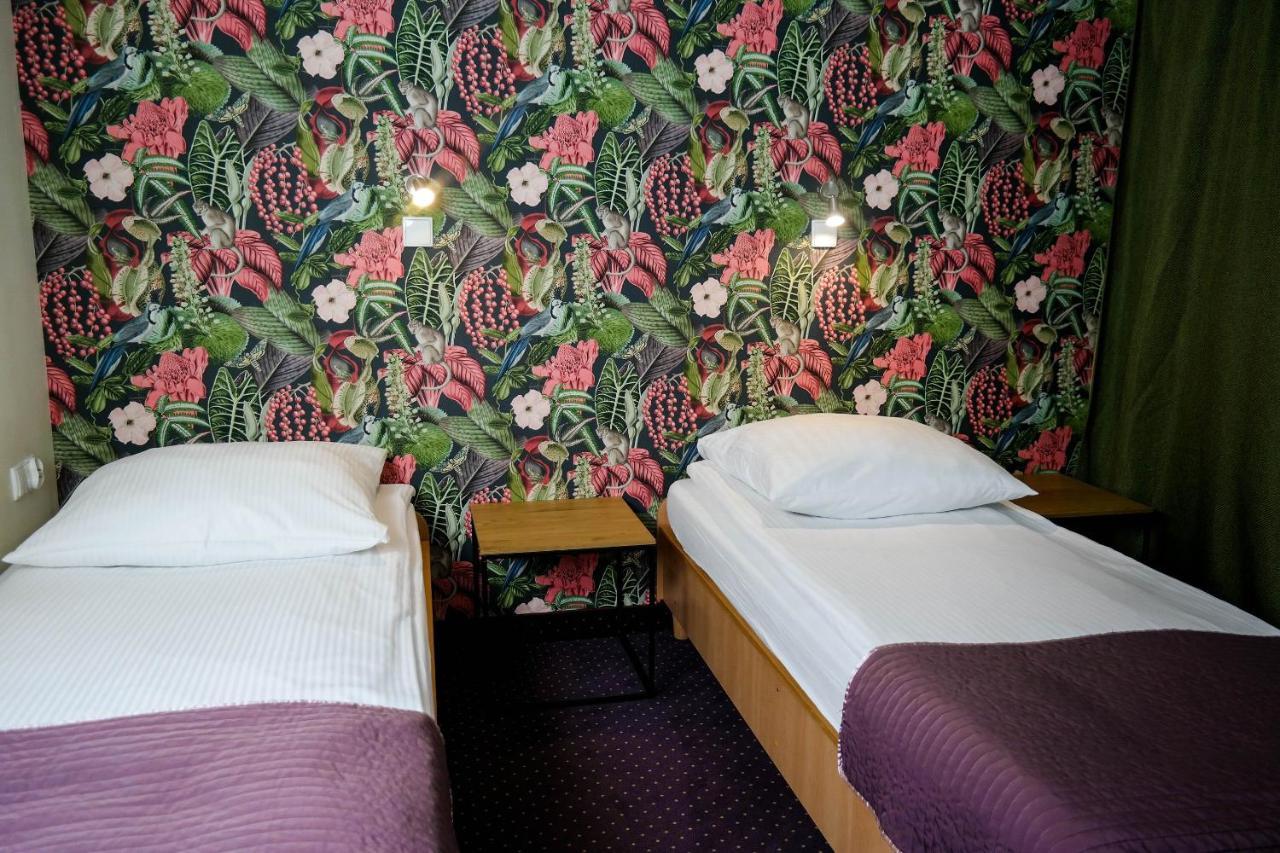 Hotel George Nadarzyn Extérieur photo
